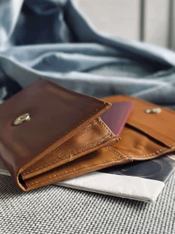 VIAMAJA Clutch med nitter - LIMA large Clearance