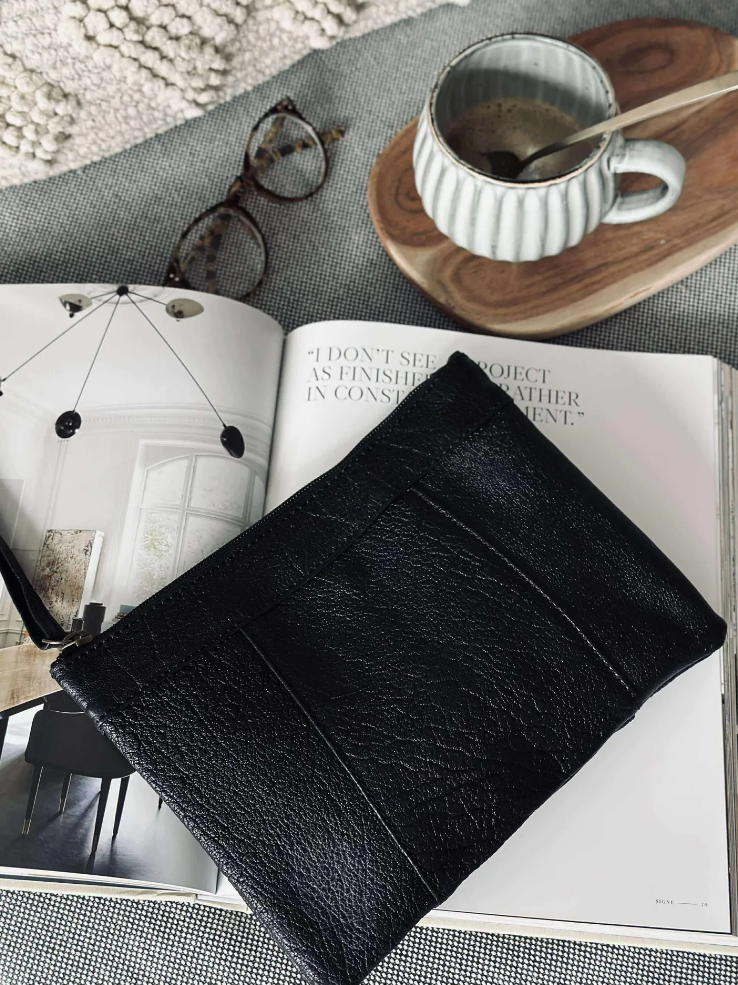 VIAMAJA Clutch Oline black Discount