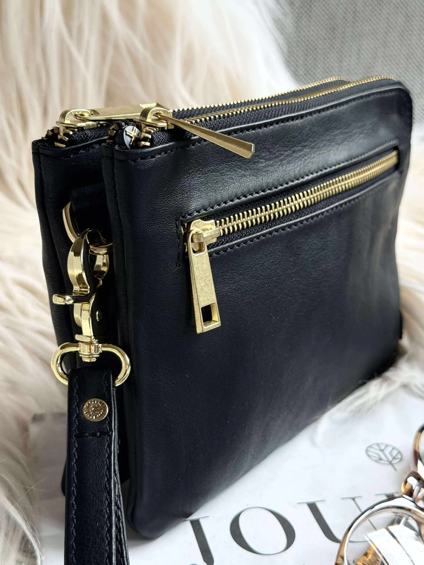 VIAMAJA Clutch Selma- Black / gold Outlet
