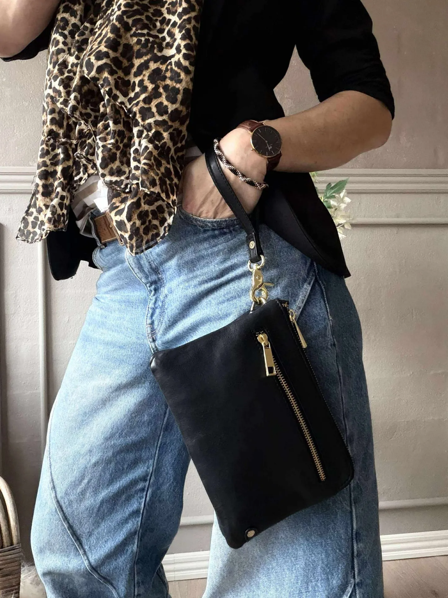 VIAMAJA Clutch Selma- Black / gold Outlet