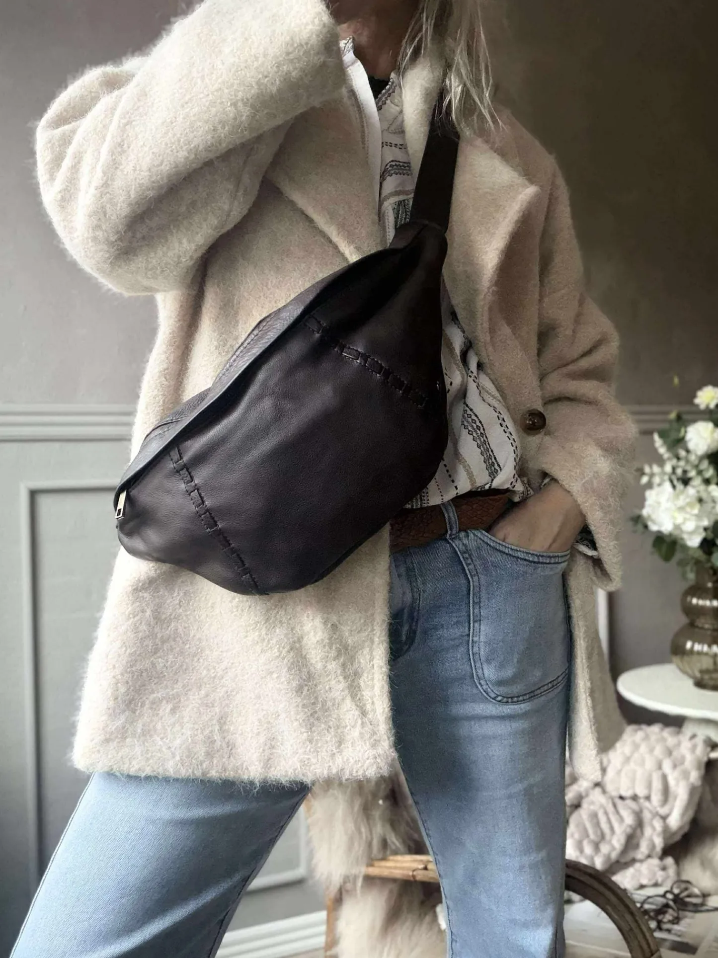 VIAMAJA Cool bumbag - Chocolate Outlet
