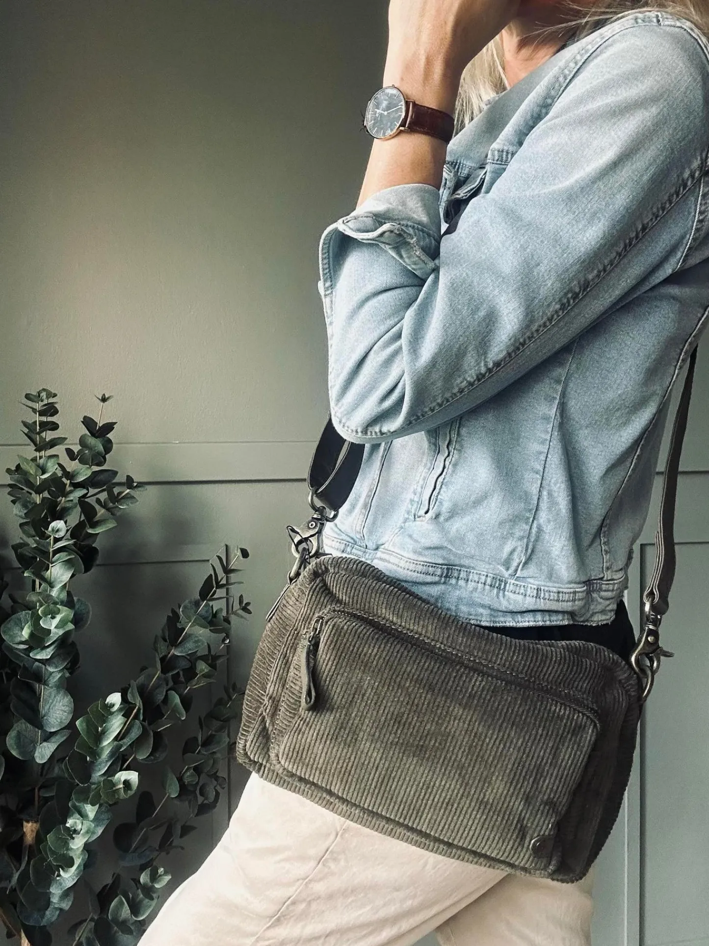 VIAMAJA Crossbody Army fløjl Sale