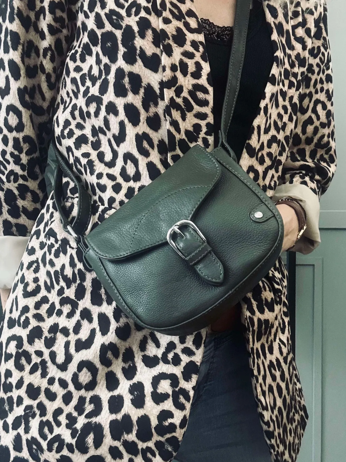 VIAMAJA Crossbody Aura Army Outlet