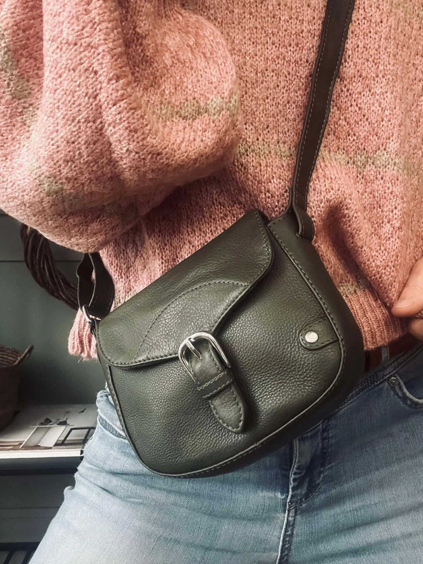 VIAMAJA Crossbody Aura Army Outlet