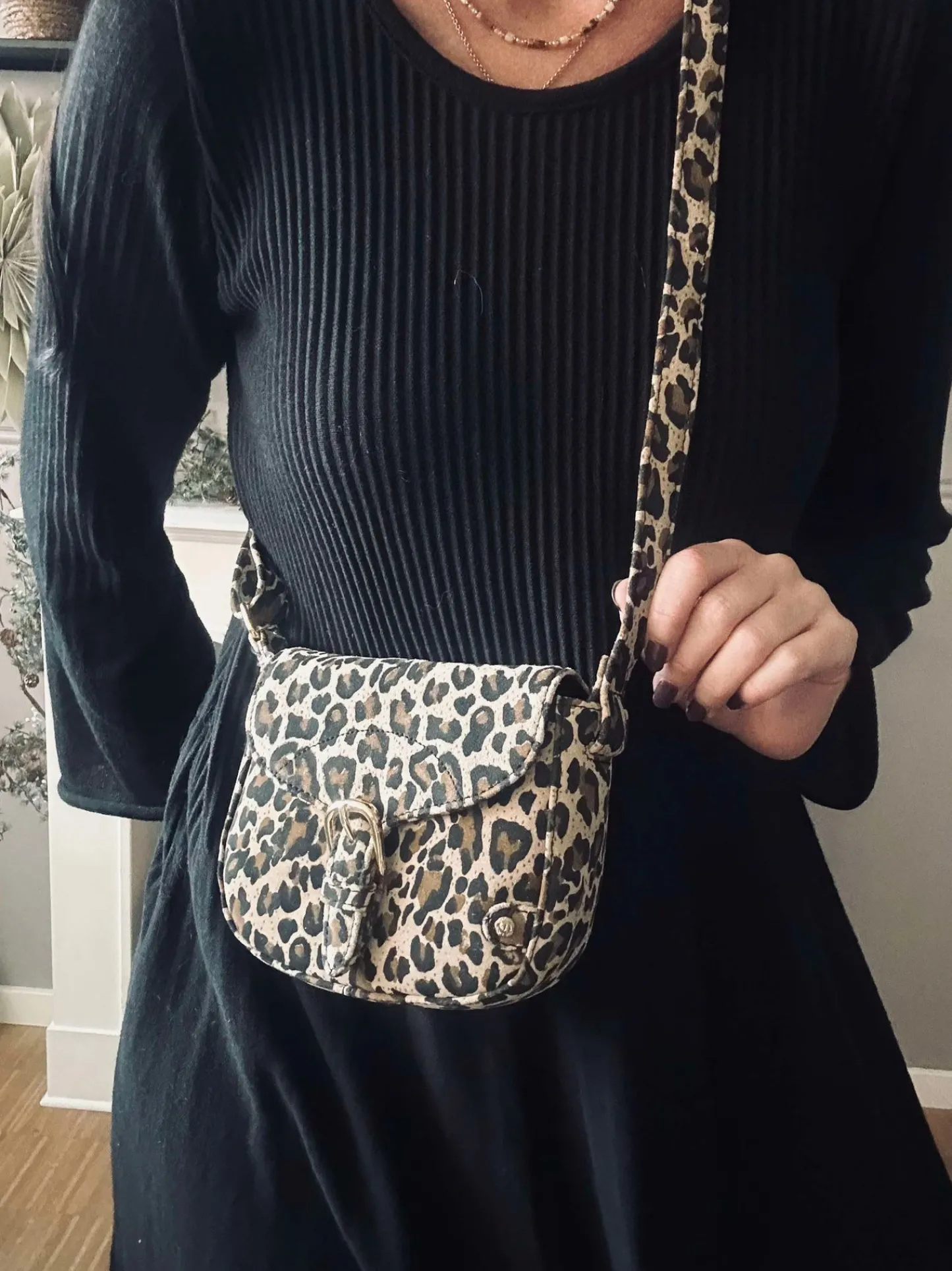 VIAMAJA Crossbody Aura Leo