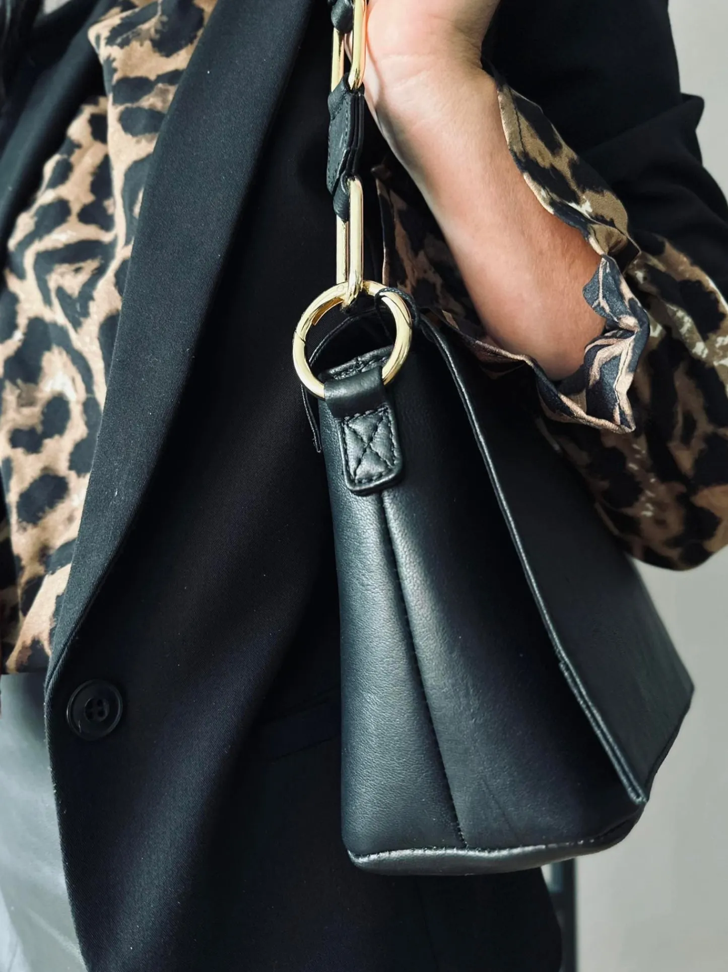 VIAMAJA Crossbody Black lady Hot