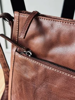 VIAMAJA Crossbody Dina dark cognac Sale