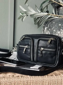 VIAMAJA Crossbody Geneva – Black / silver New