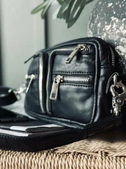 VIAMAJA Crossbody Geneva – Black / silver New