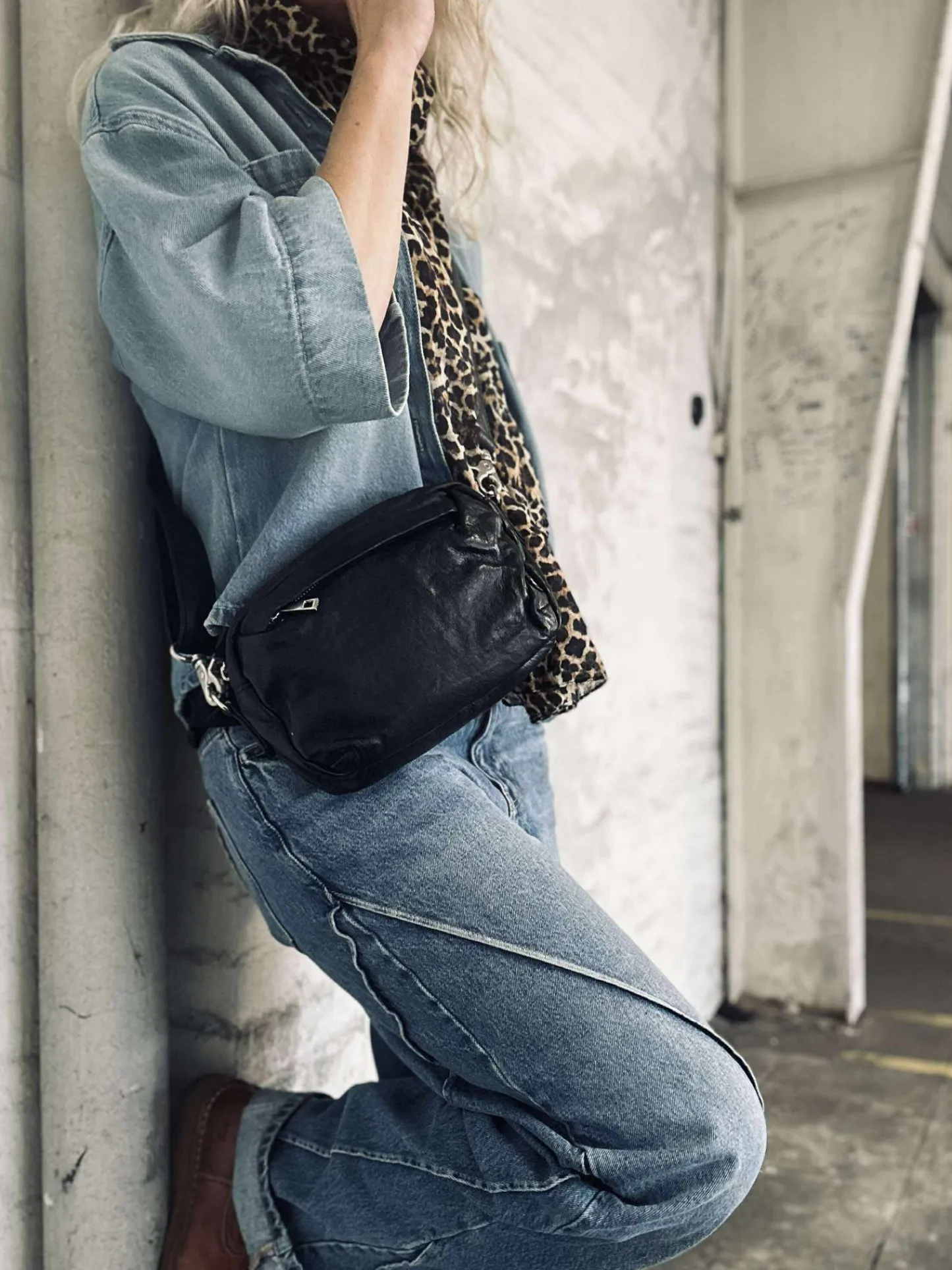 VIAMAJA Crossbody Hanna Black