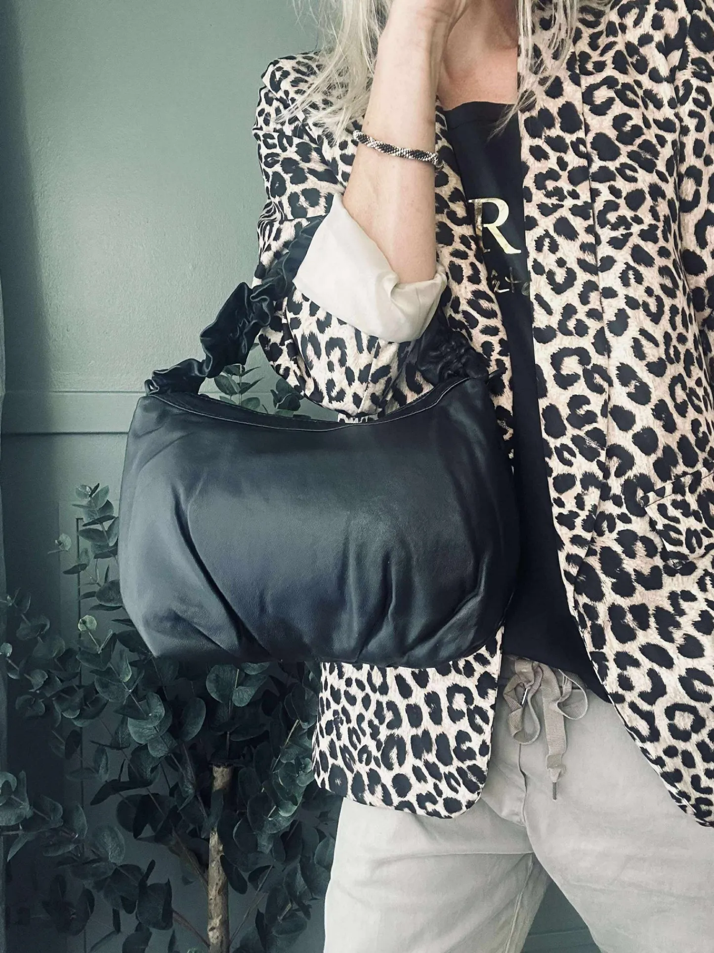 VIAMAJA Crossbody i lækker læderkvalitet New