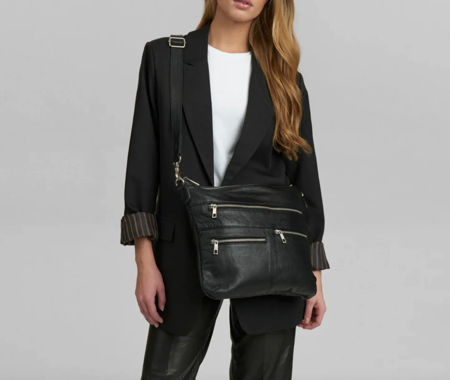 VIAMAJA Crossbody Nadine - Black Online