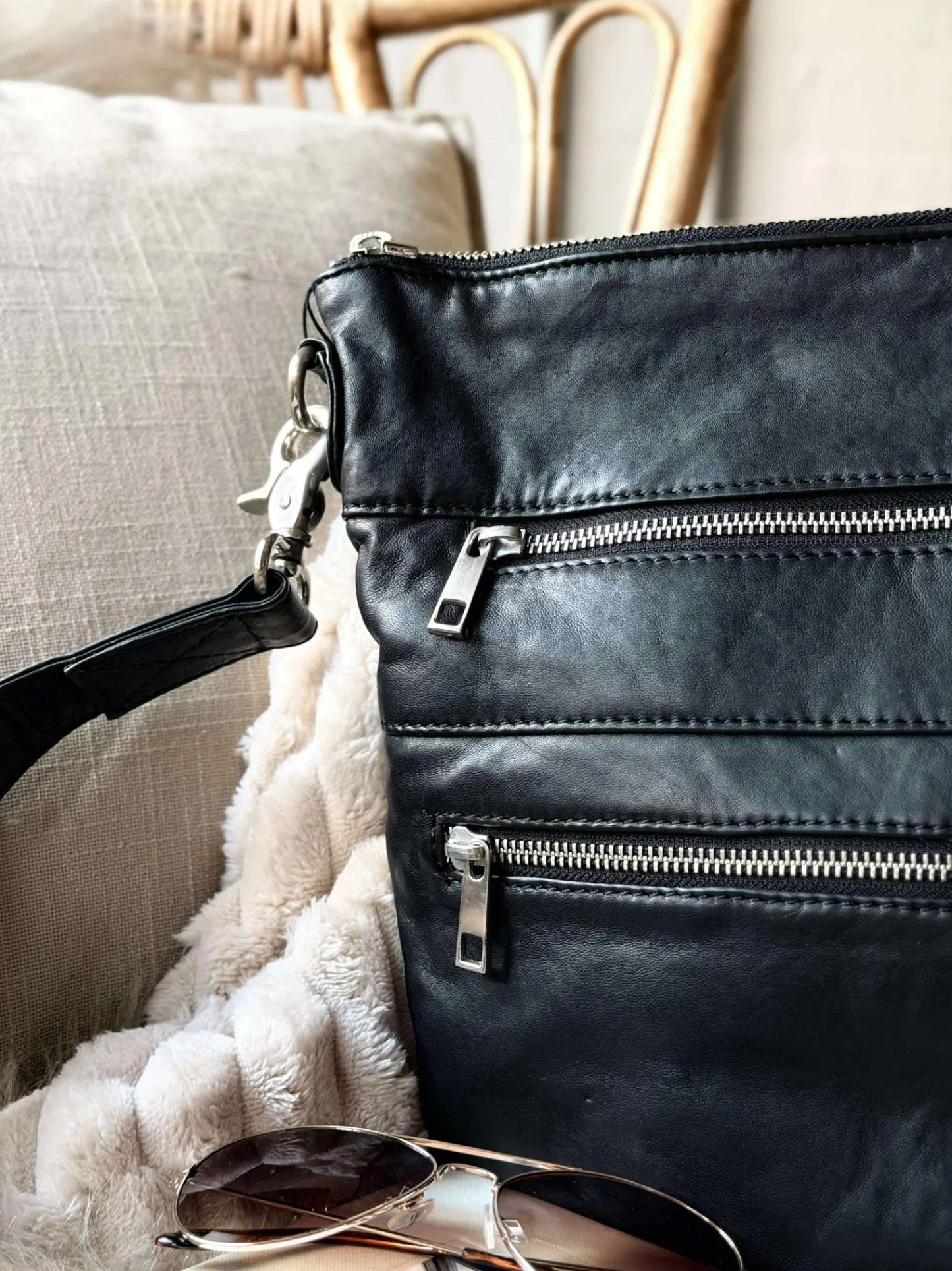 VIAMAJA Crossbody Nadine - Black Online