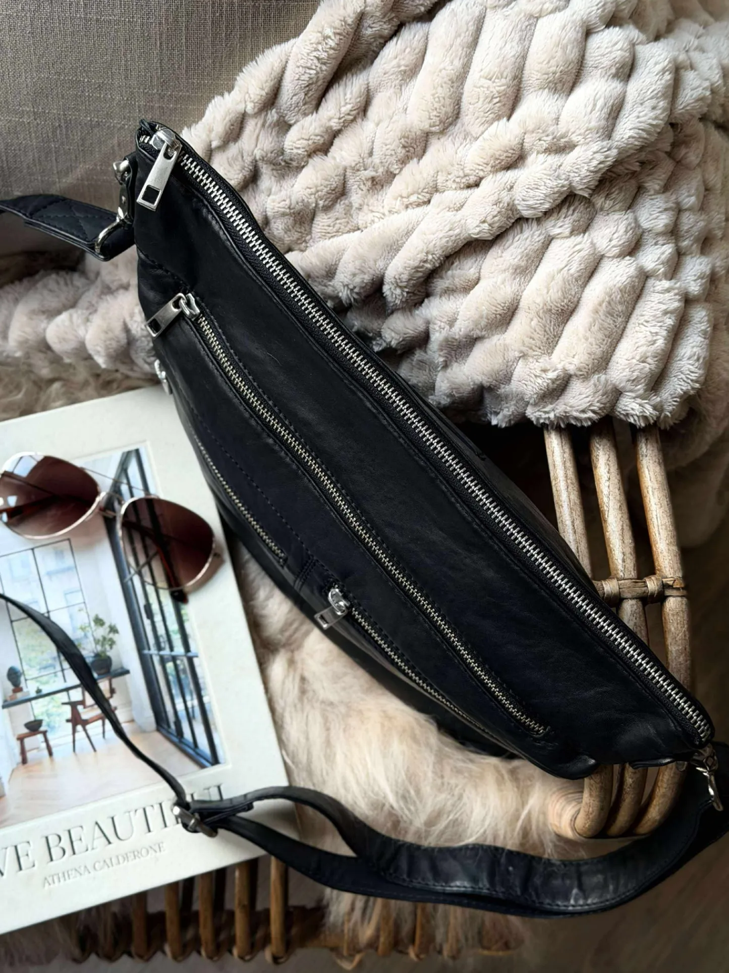 VIAMAJA Crossbody Nadine - Black Online