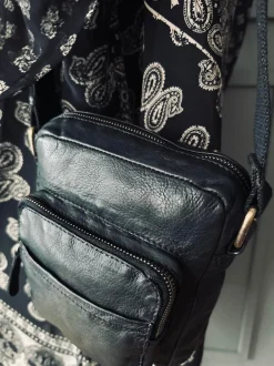VIAMAJA Crossbody Raw Boheme – Black unisex Sale