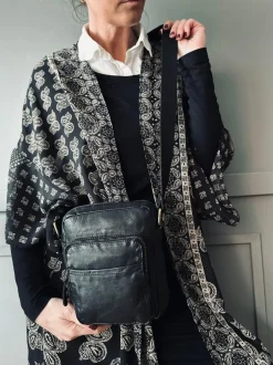 VIAMAJA Crossbody Raw Boheme – Black unisex Sale