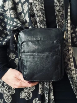 VIAMAJA Crossbody Raw Boheme – Black unisex Sale