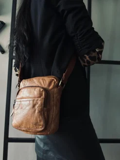 VIAMAJA Crossbody Raw Boheme – Cognac unisex Hot
