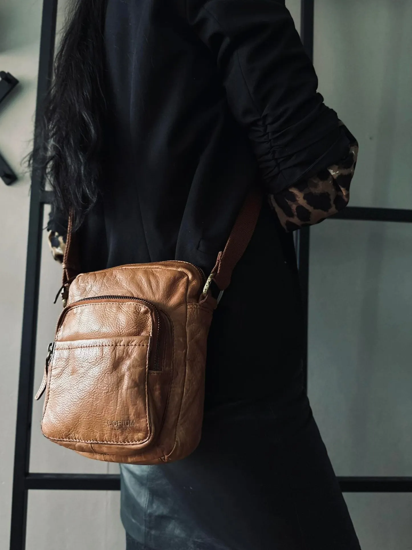 VIAMAJA Crossbody Raw Boheme – Cognac unisex Hot