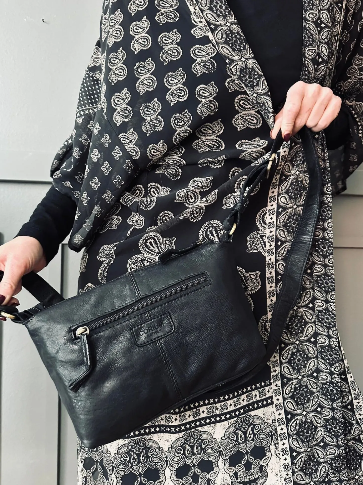 VIAMAJA Crossbody Raw Boheme Medium – Black Outlet