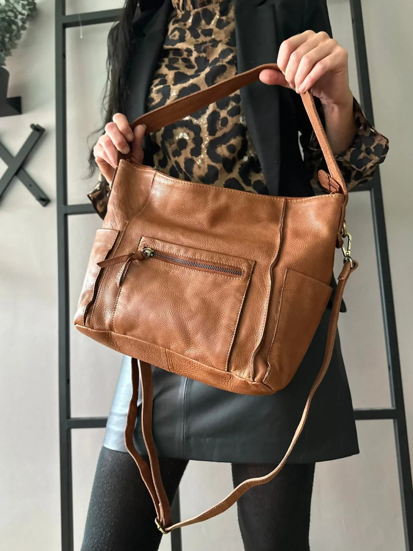 VIAMAJA Crossbody Raw Boheme XL – Cognac Clearance