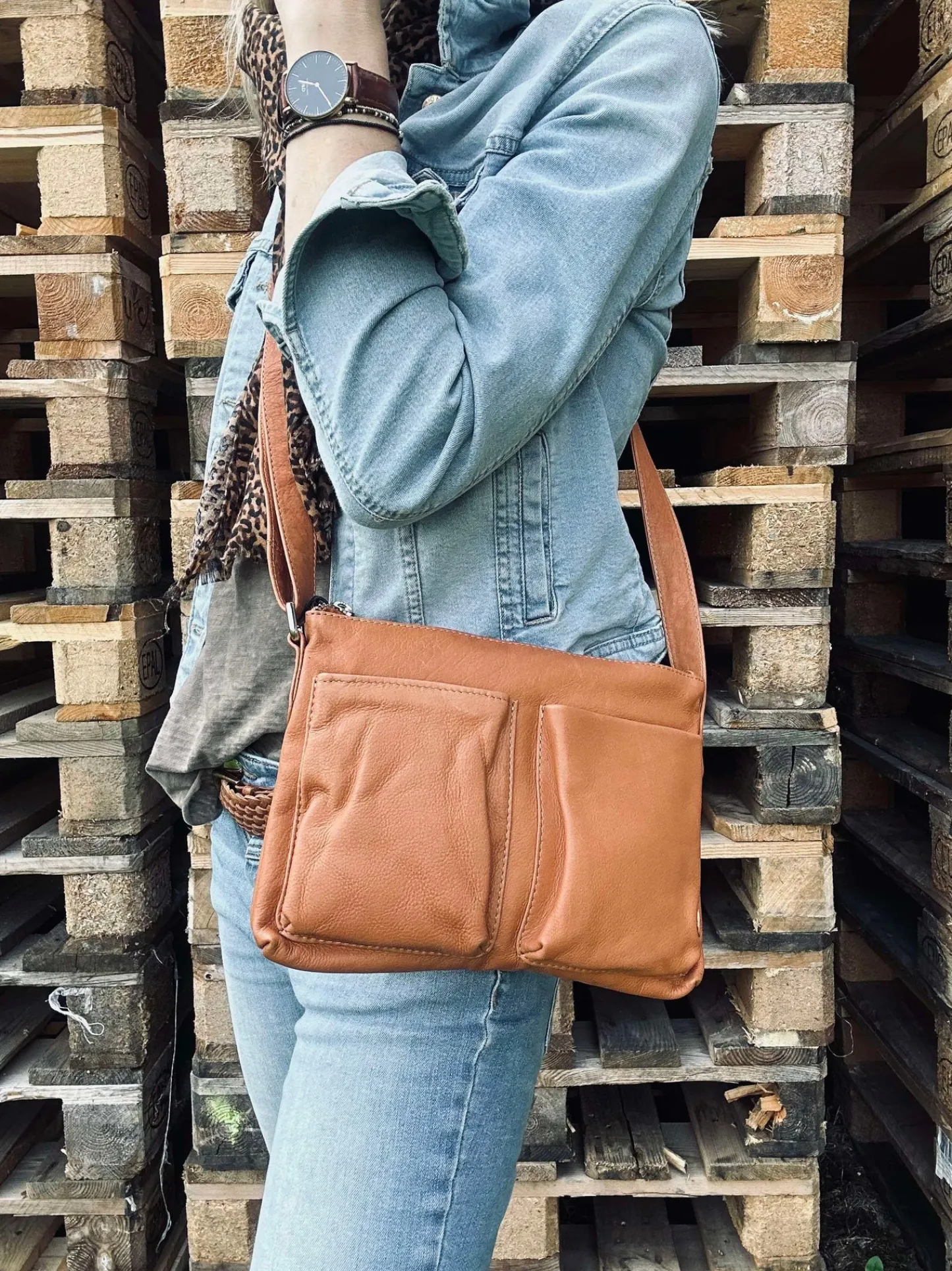 VIAMAJA Crossover Aura Cognac New