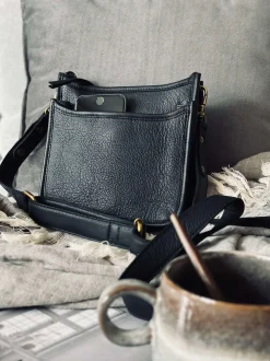 VIAMAJA Crossover Felina Black Sale