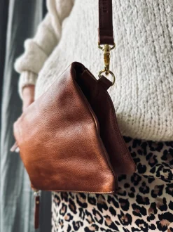 VIAMAJA Crossover Marie Walnut Clearance
