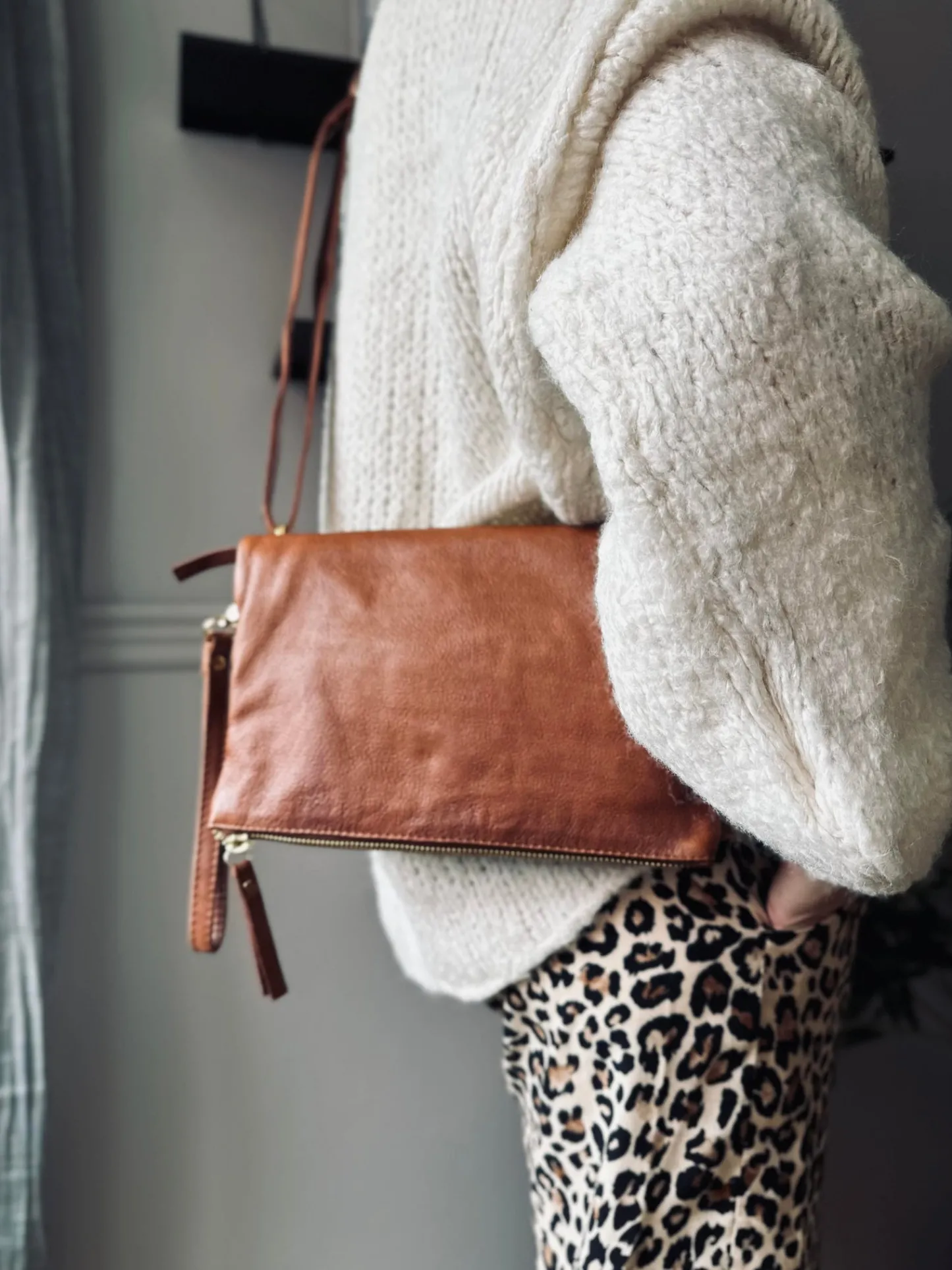 VIAMAJA Crossover Marie Walnut Clearance