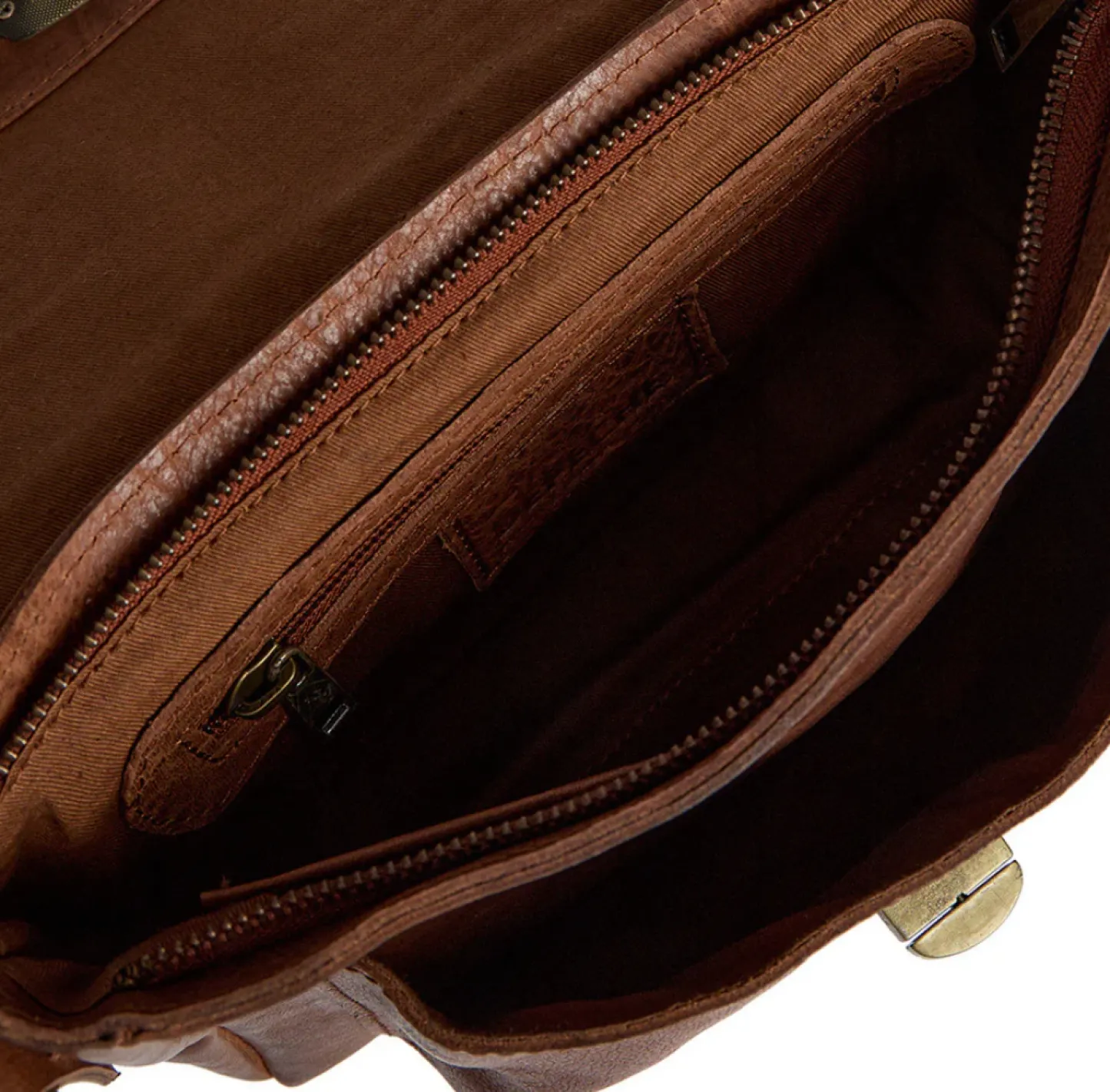 VIAMAJA Crossover med nitter - Cognac Online
