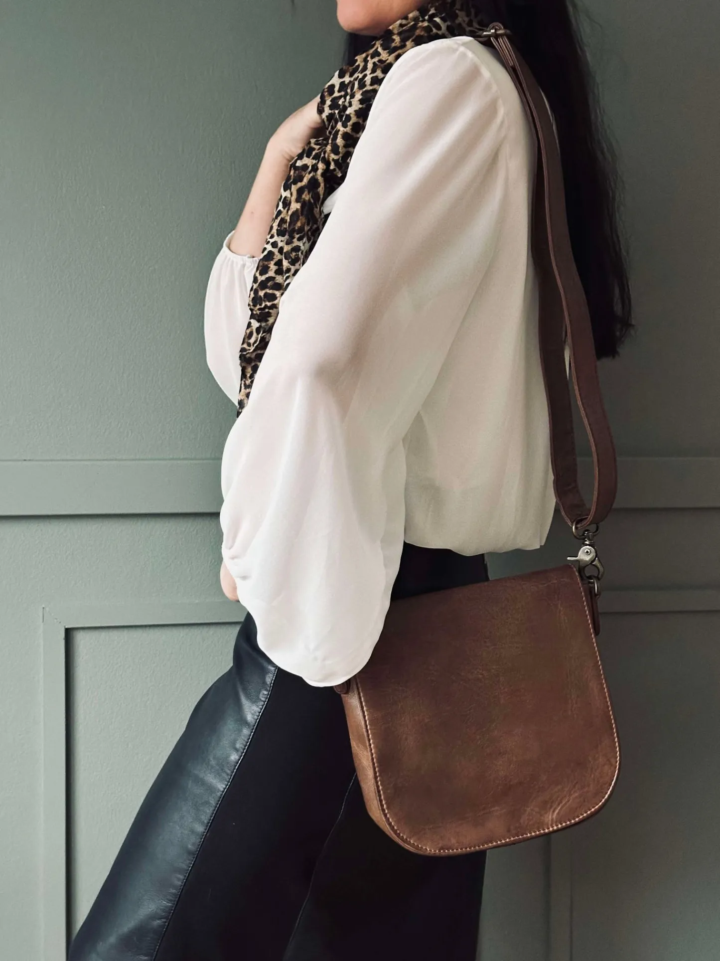 VIAMAJA Crossover Minna Chestnut Clearance