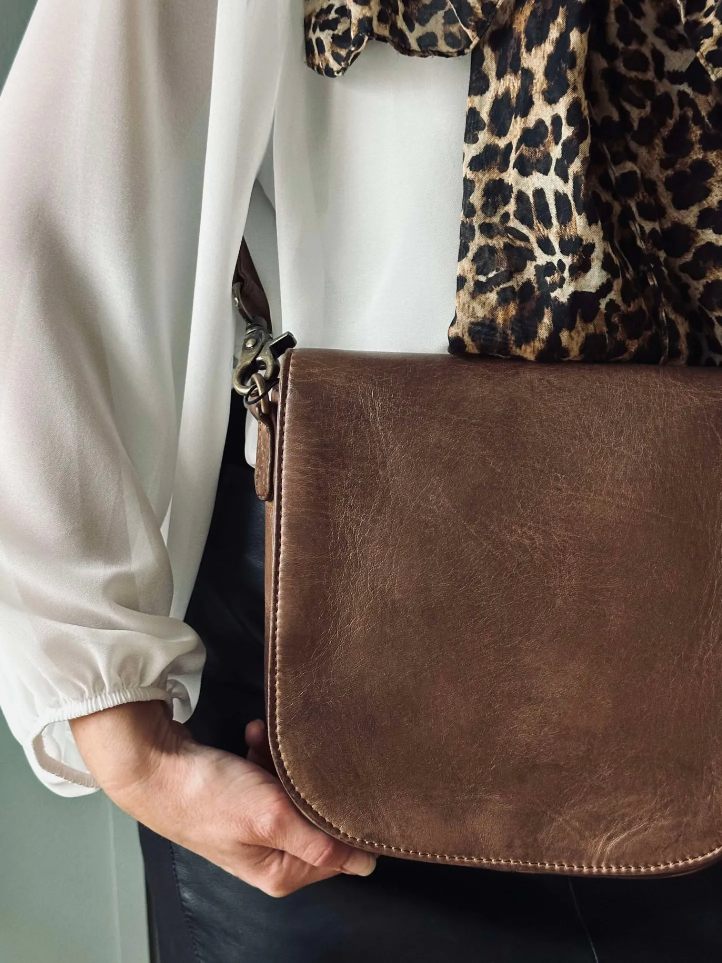 VIAMAJA Crossover Minna Chestnut Clearance