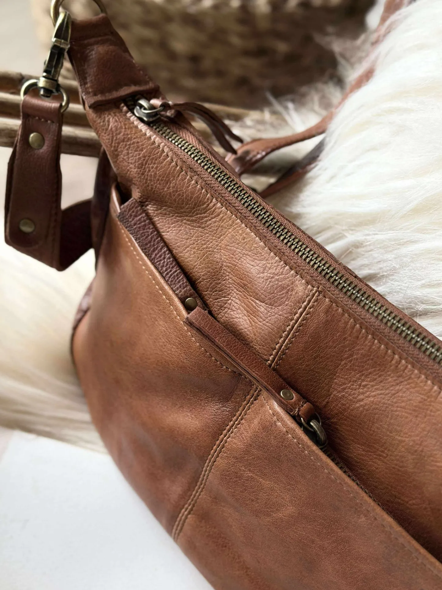 VIAMAJA Crossover Mivi Small - Walnut