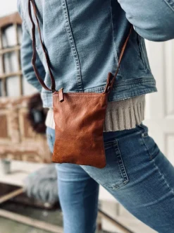 VIAMAJA Crossover mobiltaske - OLINE Walnut Best