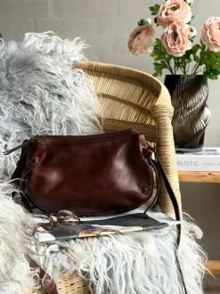 VIAMAJA Crossover Nala - Chesterfield Sale