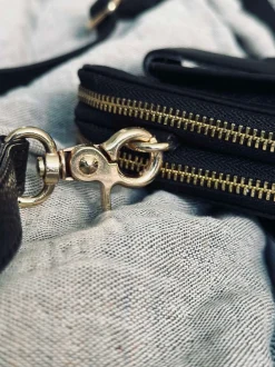 VIAMAJA Crossover Posh - Black / Gold
