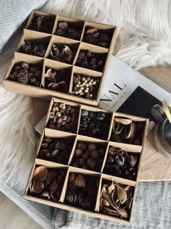 VIAMAJA Deko kasse med naturpynt - MIX Clearance