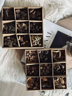 VIAMAJA Deko kasse med naturpynt - MIX Clearance