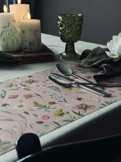 VIAMAJA Dækkeserviet Flora - Rosa Discount