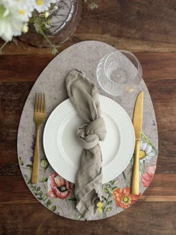 VIAMAJA Dækkeserviet påske - Beige oval