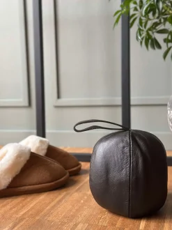 VIAMAJA Dørstopper læder - Brun Sale