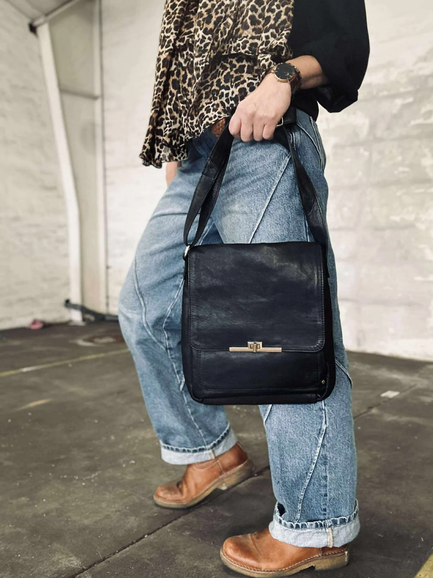VIAMAJA Elegant skuldertaske - Kalveskind Sale