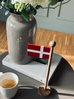 VIAMAJA Flag Dannebrog wood - Flere størrelser Outlet