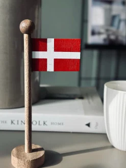 VIAMAJA Flag Dannebrog wood - Flere størrelser Outlet