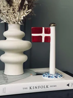 VIAMAJA Flag keramik – Dannebrog m. blå fod Best