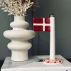 VIAMAJA Flag keramik – Dannebrog m. Rosa fod Clearance