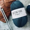 VIAMAJA Garn Akryl 200 gram - Navy Clearance