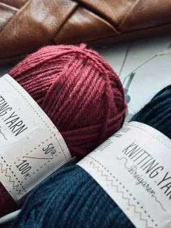 VIAMAJA Garn Polyester 50 gram - Rød Discount
