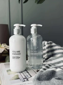 VIAMAJA Gavesæt - SOAP & LOTION Hot