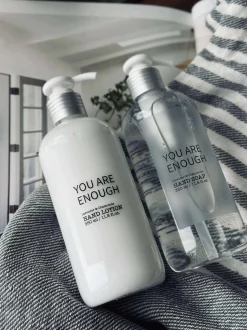 VIAMAJA Gavesæt - SOAP & LOTION Hot